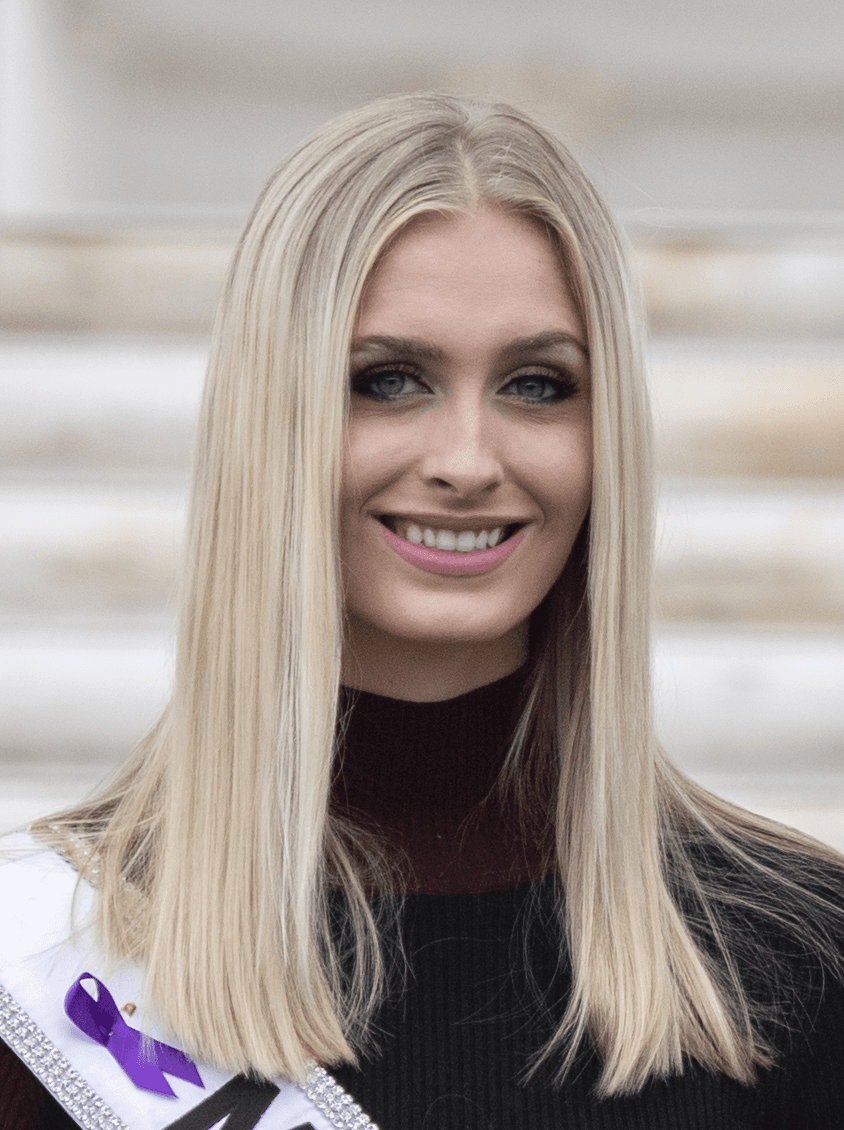 Madison Marsh headshot